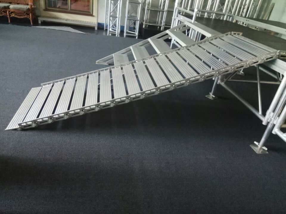 Cable box-Ramp-folding ramp