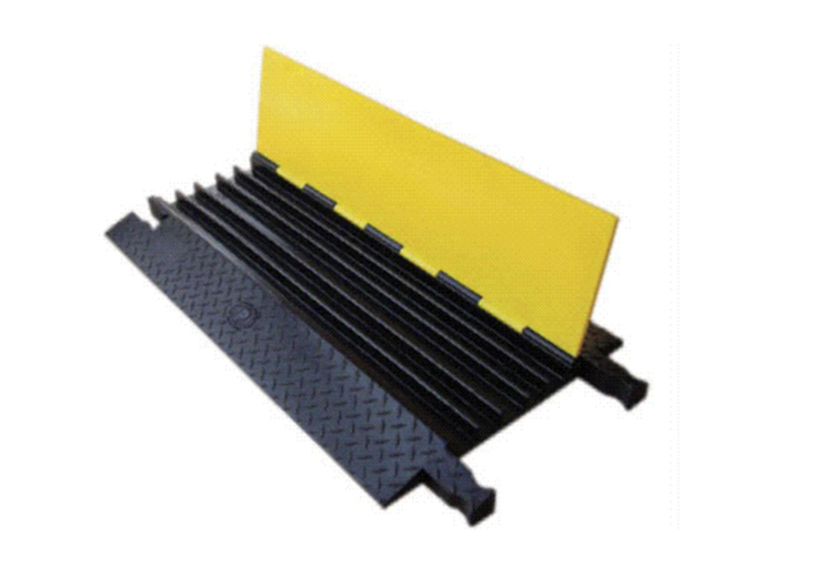 Cable box-Ramp-Cable box